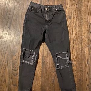 black cropped mom jeans